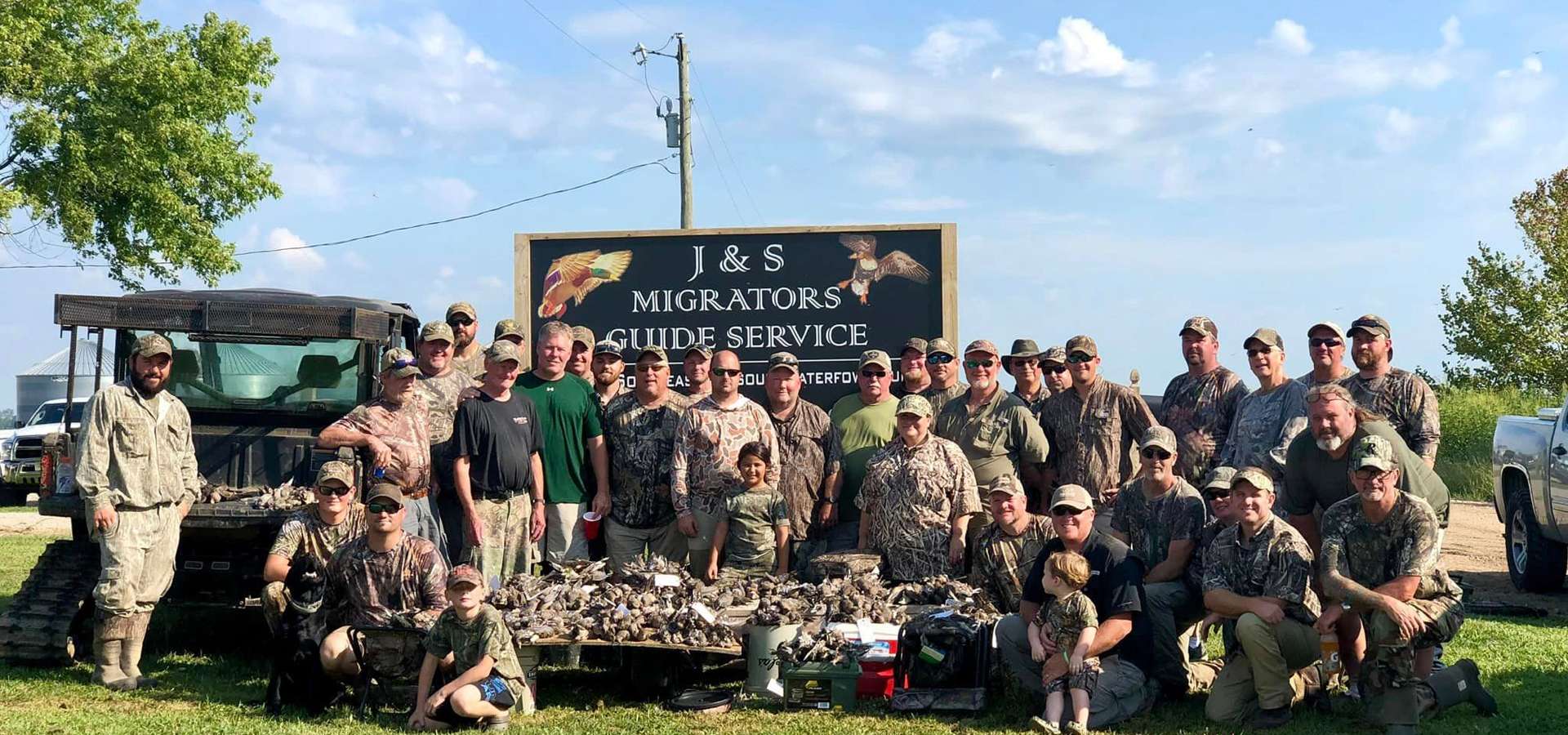 Guided Waterfowl Hunts In Southeast Missouri